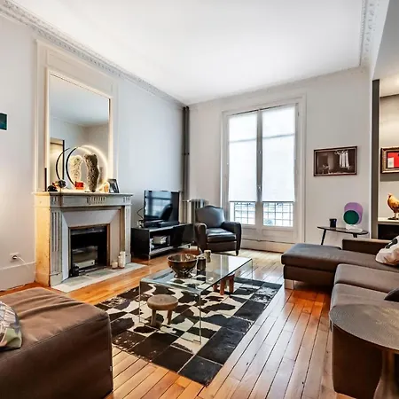 Veeve - The Mesmerist Apartment